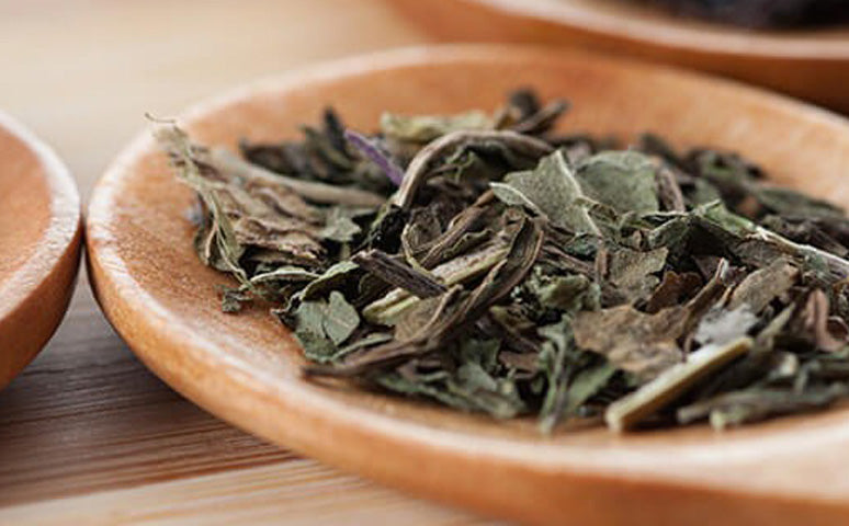 dried raw tea on a plate